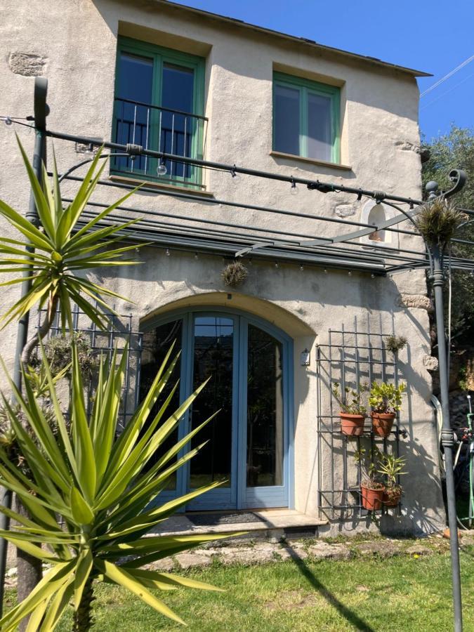 פינאלה ליגורה Casa Olivia Lacrema מראה חיצוני תמונה